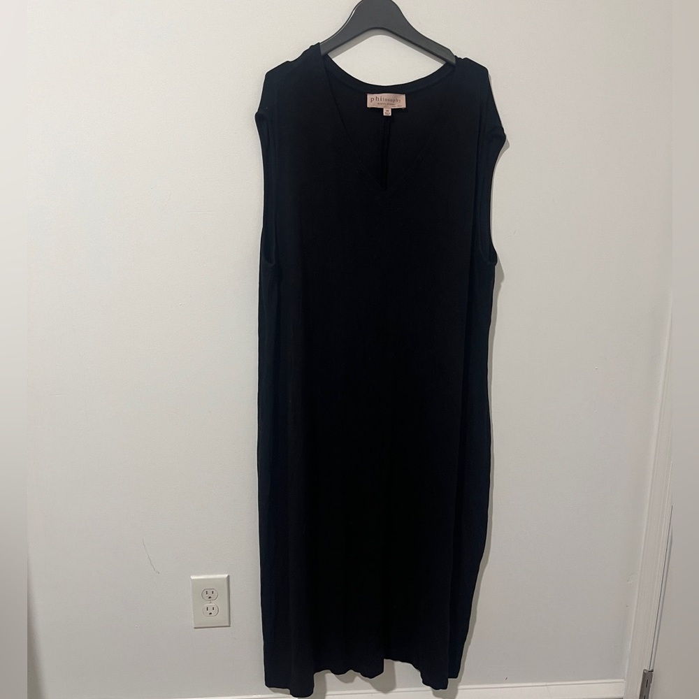 Elegant Black Sleeveless Dress
